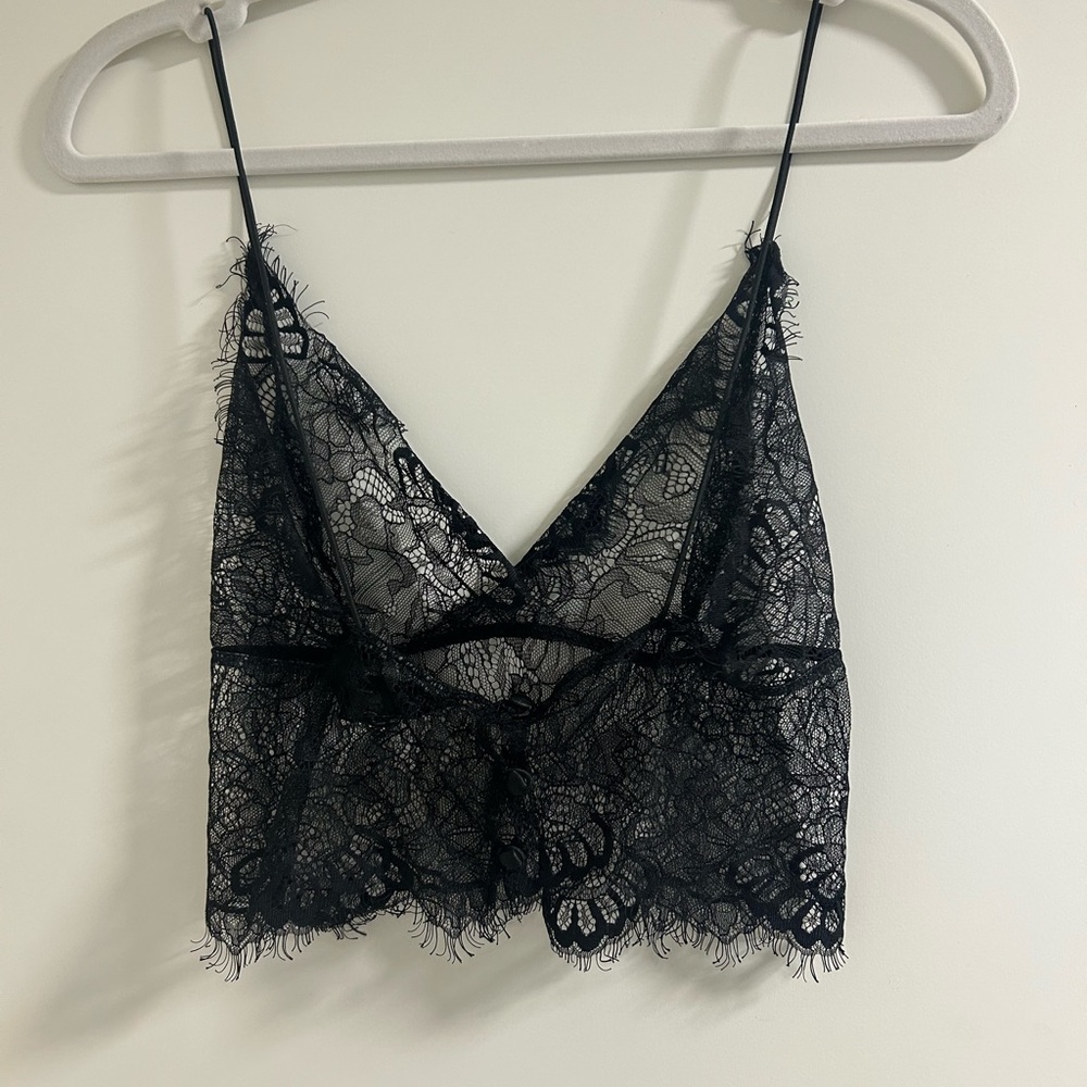 Lace top - Picture 2 of 4